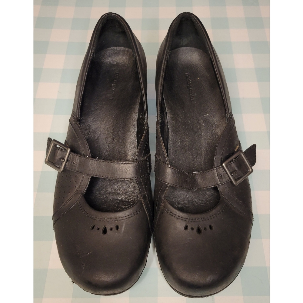 Patagonia Mary Jane shoes Size 8